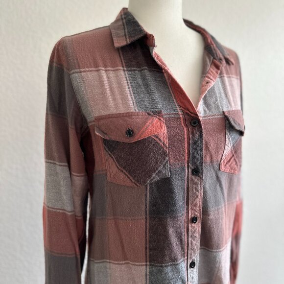 Volcom Women’s Plaid Flannel Button-Down Shirt - Picture 1 of 9